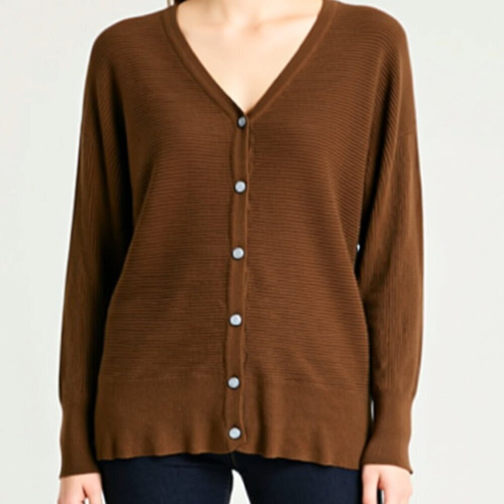 Truth by Republic Women's brown Sweater, gold buttons - Large (L7))